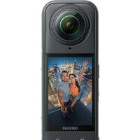 Insta360 X5